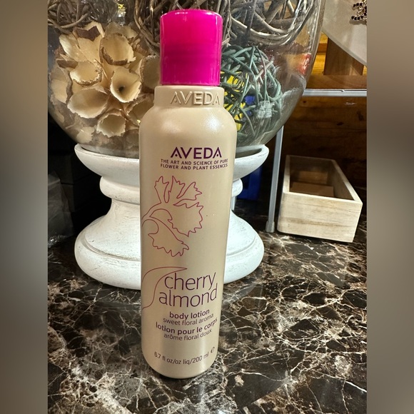 Aveda Cherry Almond Body Lotion | with Sweet Almond Oil, Cherry Blossom 6.7oz - Picture 4 of 6